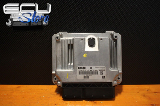 ECU / CENTRALITA MOTOR 0281015210 55568632 - SAAB 9-5 1.9 TiD