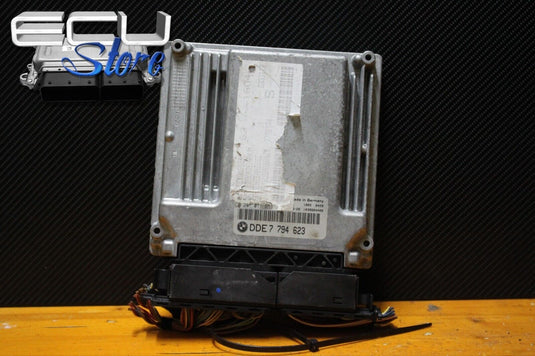 ECU / CENTRALITA MOTOR 0281011653 DDE7794623 - BMW E46 318D