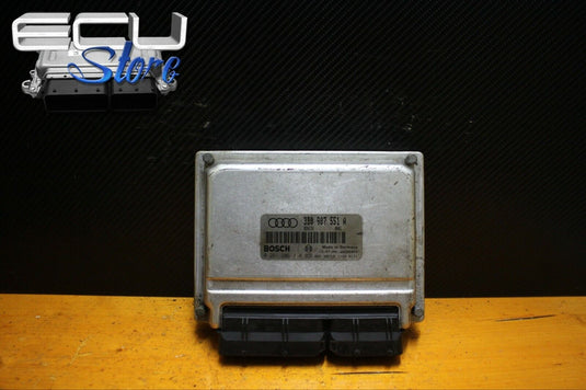 ECU / CENTRALITA MOTOR 3B0907551A 0261206114 - AUDI A8