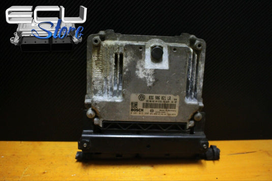 ECU / CENTRALITA MOTOR 03G906021LR 0281013260 - VW