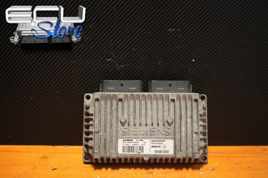 ECU / CENTRALITA MOTOR S118057302 8200305381 8200272204 - RENAULT MEGANE II