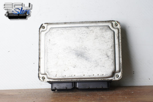 ECU CENTRALITA MOTOR 0261208604 06A906032RR VW New Beetle 2.0 20051