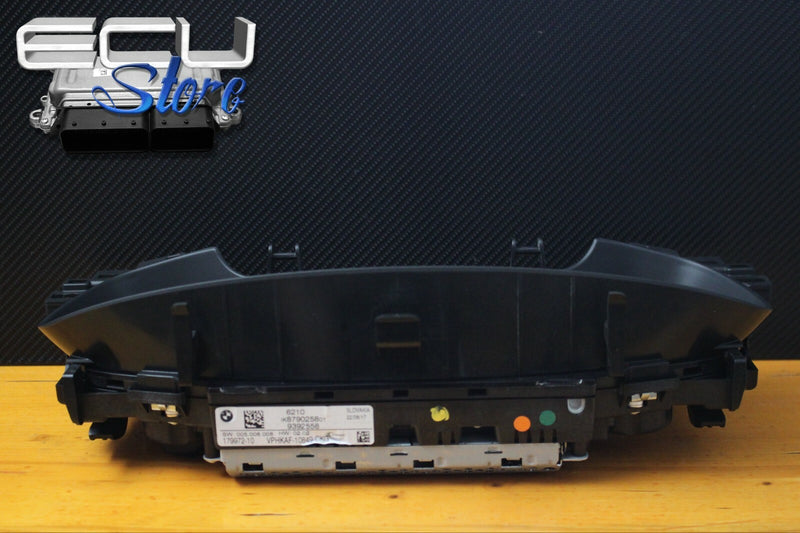 Cargue la imagen en el visor de la galería, VELOCIMETRO / CUADRO INSTRUMENTOS BMW 5 530e G30 2018 HYBRID 8790258 93925582
