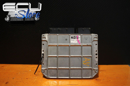 ECU / CENTRALITA MOTOR 89661-0DB31 MB275400-1860 - TOYOTA YARIS II