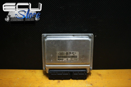 ECU / CENTRALITA MOTOR 8E0909557A 0261207286 - AUDI