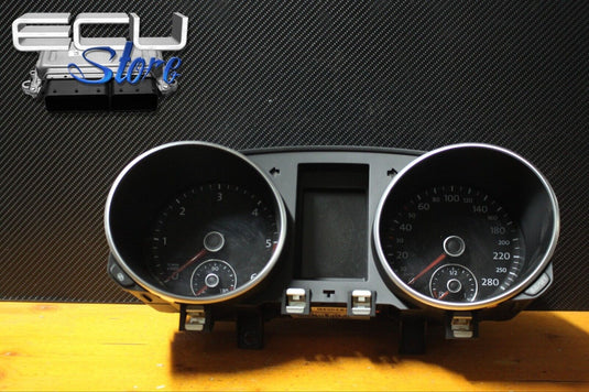VELOCIMETRO / CUADRO INSTRUMENTOS VW GOLF VI 2011 DIESEL - 5K6920871A