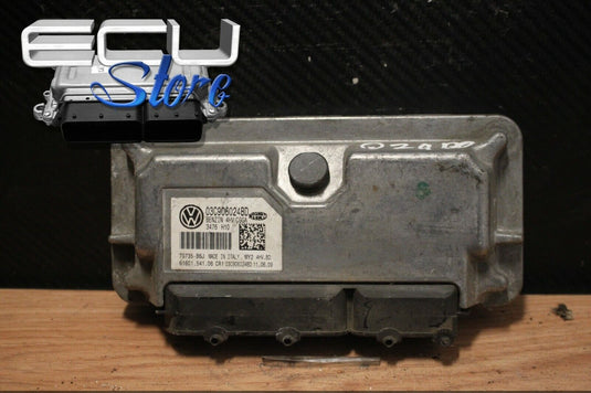 ECU / CENTRALITA MOTOR 03C906024BD 61601.541.06 - VW