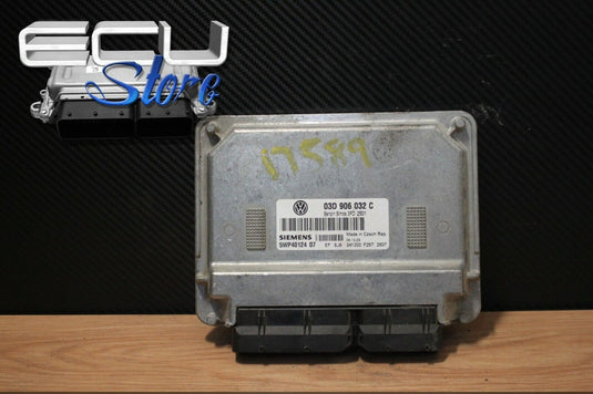 ECU / CENTRALITA MOTOR 03D906032C 5WP4012407 - VW