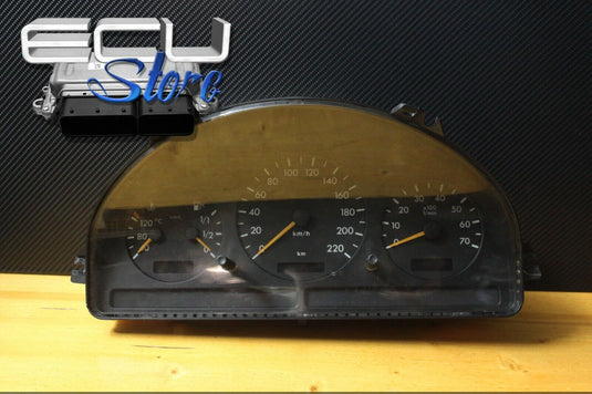 VELOCIMETRO / CUADRO DE INSTRUMENTOS MERCEDES ML W163 - A1635402047
