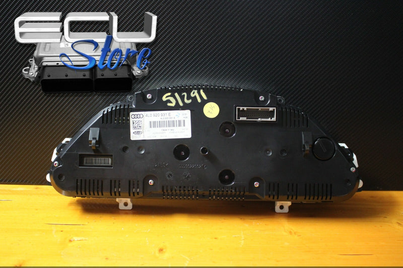Cargue la imagen en el visor de la galería, VELOCIMETRO / CUADRO DE INSTRUMENTOS AUDI Q7 DIESEL 2009 - 4L0920931E1
