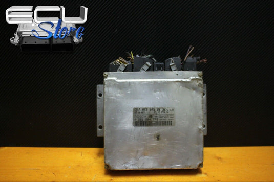 ECU / CENTRALITA MOTOR A0235459632 0261204779 - MERCEDES W202 W210