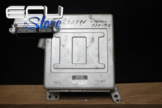 ECU / CENTRALITA MOTOR LNC7600AE MB177300-3202 - JAGUAR