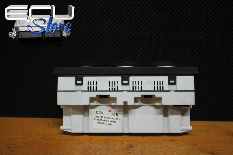 Cargue la imagen en el visor de la galería, MARCADORES / CUADRO INSTRUMENTOS HYUNDAI COUPE GK 94300-2C600
