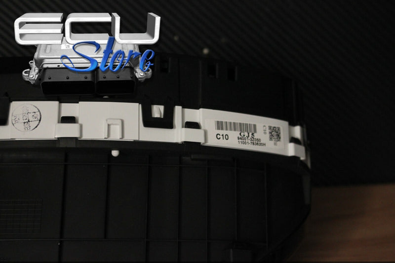 Cargue la imagen en el visor de la galería, CUADRO DE INSTRUMENTOS HYUNDAI i40 DIESEL 20082015 940013Z0502
