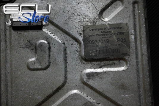 ECU / CENTRALITA MOTOR 20977019 - VOLVO FH4 FM13 FH16 + CONNECTORS