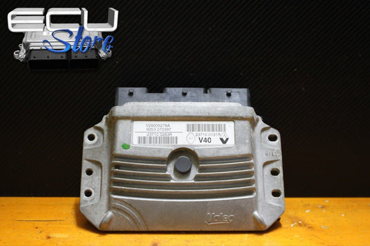 ECU / CENTRALITA MOTOR 237100263R 237100131R V40 - RENAULT MEGANE III 1.6i 2010