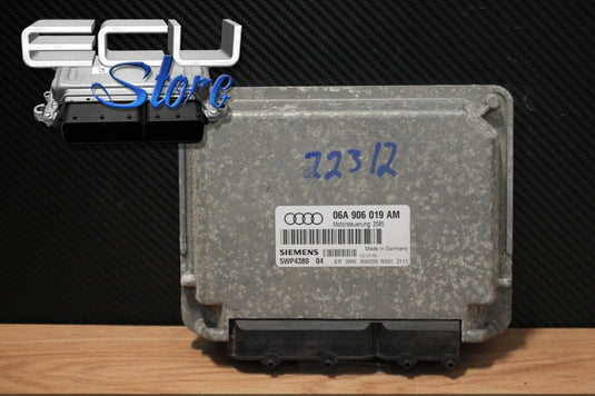 ECU / CENTRALITA MOTOR 06A906019AM 5WP4380 - AUDI