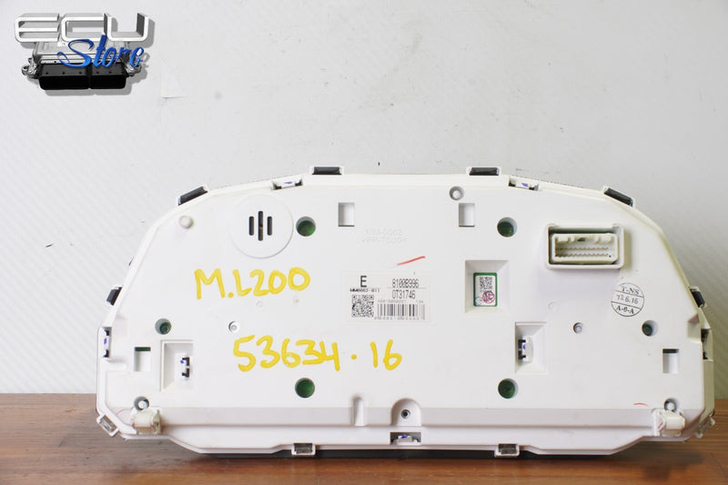 Cargue la imagen en el visor de la galería, VELOCIMETRO CUADRO INSTRUMENTOS 8100B996 0T31746 MITSUBISHI L200 2016 17.880 Km1
