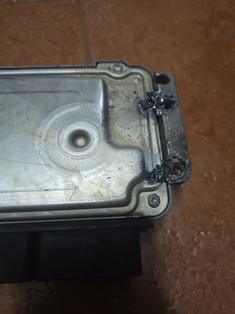 Cargue la imagen en el visor de la galería, ECU / CENTRALITA MOTOR 0261S12918 A2819009701 237105748R  SMART RENAULT TWINGO1
