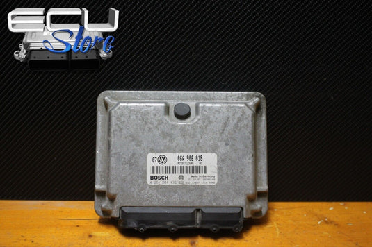 ECU / CENTRALITA MOTOR 0261204438 06A906018 - VW GOLF IV