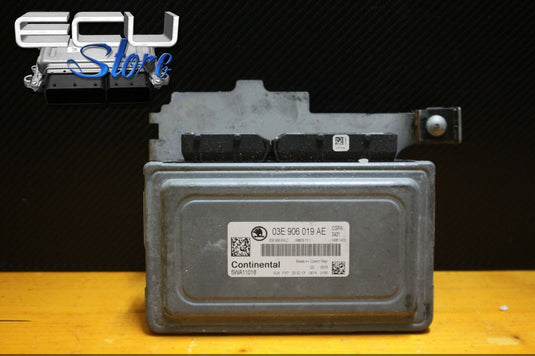 ECU / CENTRALITA MOTOR 03E906019AE 5WA11018 - SKODA FABIA